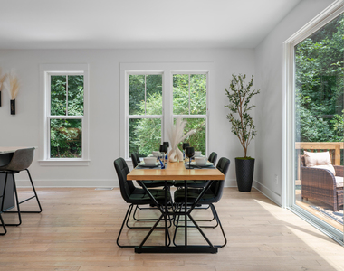 1700 Evergreen Avenue - Photo Thumbnail 35