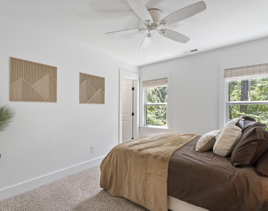 1700 Evergreen Avenue - Photo Thumbnail 16