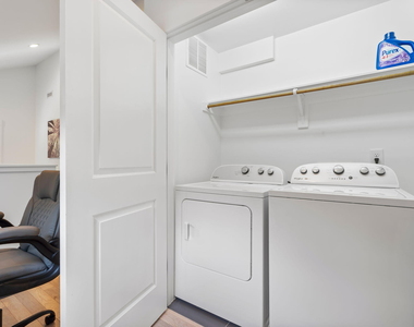 1700 Evergreen Avenue - Photo Thumbnail 26