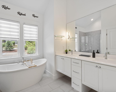 1700 Evergreen Avenue - Photo Thumbnail 11