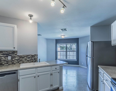 9411 Valley Moss - Photo Thumbnail 5