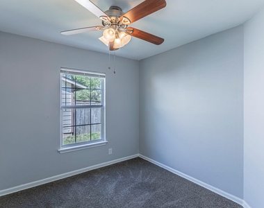 9411 Valley Moss - Photo Thumbnail 11
