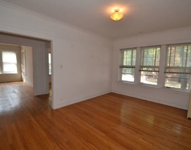 5023 N Winchester Avenue - Photo Thumbnail 7
