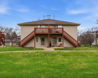 490 Westwood Court - Photo Thumbnail 20