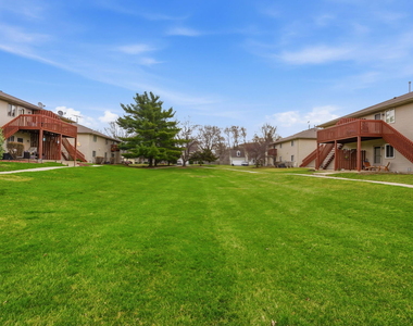 490 Westwood Court - Photo Thumbnail 23