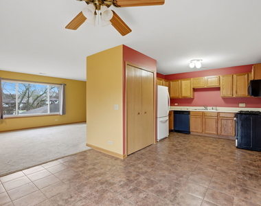 490 Westwood Court - Photo Thumbnail 4