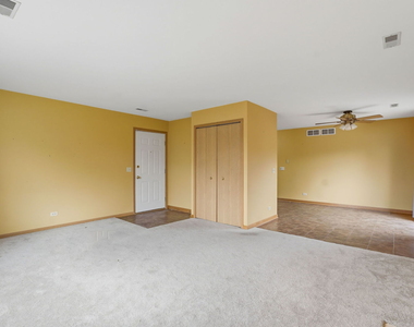 490 Westwood Court - Photo Thumbnail 7