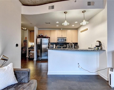 400 W Peachtree Street Nw - Photo Thumbnail 9