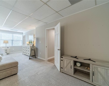 691 Harbor Cove - Photo Thumbnail 52