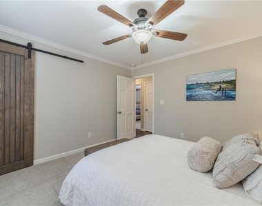 691 Harbor Cove - Photo Thumbnail 31