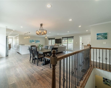 691 Harbor Cove - Photo Thumbnail 23