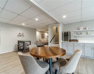 691 Harbor Cove - Photo Thumbnail 40
