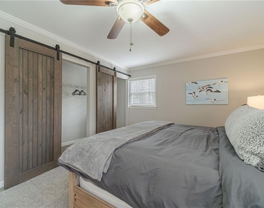 691 Harbor Cove - Photo Thumbnail 25