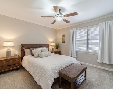 691 Harbor Cove - Photo Thumbnail 30
