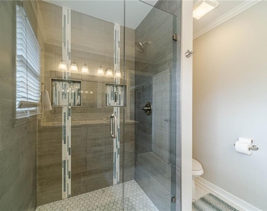 691 Harbor Cove - Photo Thumbnail 28