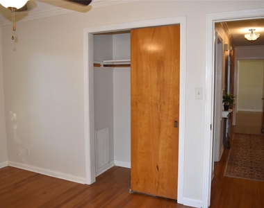 5911 Hornwood Drive - Photo Thumbnail 10