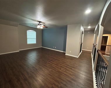 7936 Lake Commons Drive - Photo Thumbnail 25