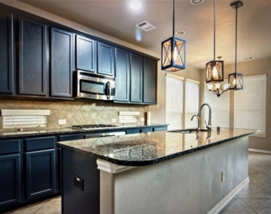 7936 Lake Commons Drive - Photo Thumbnail 17