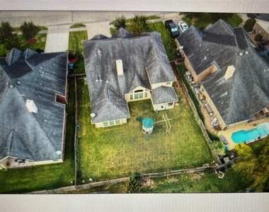 7936 Lake Commons Drive - Photo Thumbnail 30