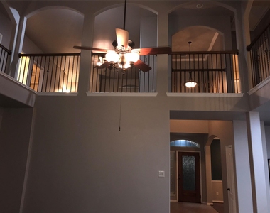 7936 Lake Commons Drive - Photo Thumbnail 9