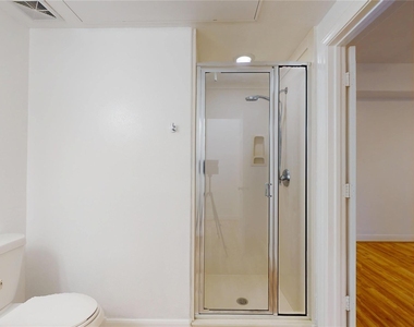 328 Malone Street - Photo Thumbnail 6
