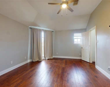 328 Malone Street - Photo Thumbnail 33