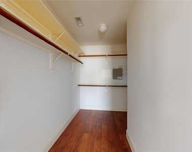 328 Malone Street - Photo Thumbnail 31