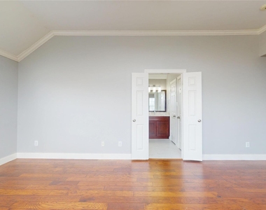 328 Malone Street - Photo Thumbnail 25