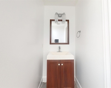 328 Malone Street - Photo Thumbnail 19
