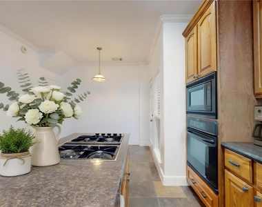 328 Malone Street - Photo Thumbnail 13