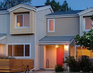 676 Walden Circle - Photo Thumbnail 2