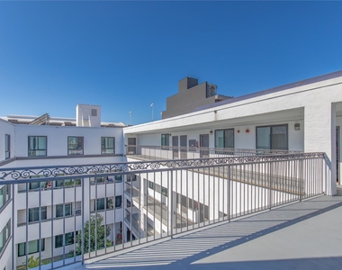 1825 Mission St - Photo Thumbnail 4