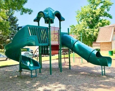11051 W 63rd Pl - Photo Thumbnail 2