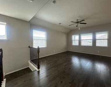 3132 Dunsmore Manor Court - Photo Thumbnail 16