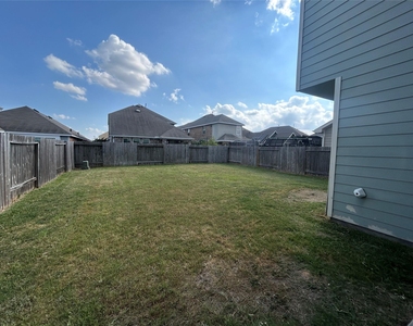 3132 Dunsmore Manor Court - Photo Thumbnail 4