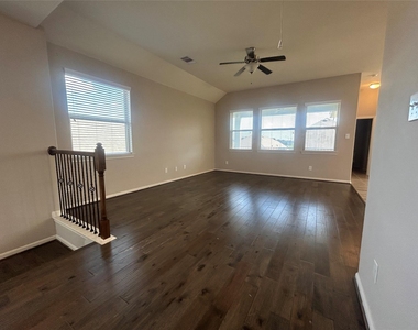 3132 Dunsmore Manor Court - Photo Thumbnail 12