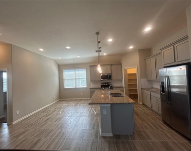 3132 Dunsmore Manor Court - Photo Thumbnail 9
