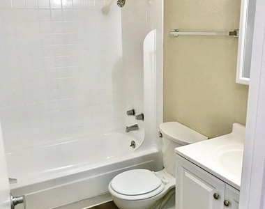 5345 W 79th Ave - Photo Thumbnail 5