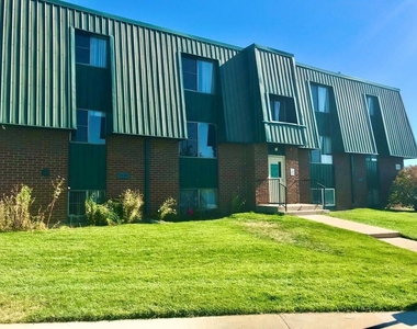 5345 W 79th Ave - Photo Thumbnail 3