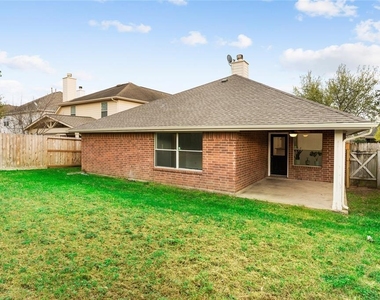 15323 Redbud Berry Way - Photo Thumbnail 19