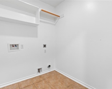 15323 Redbud Berry Way - Photo Thumbnail 18