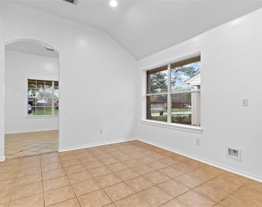15323 Redbud Berry Way - Photo Thumbnail 6
