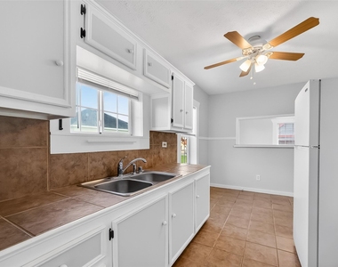 2316 Freeman Street - Photo Thumbnail 15
