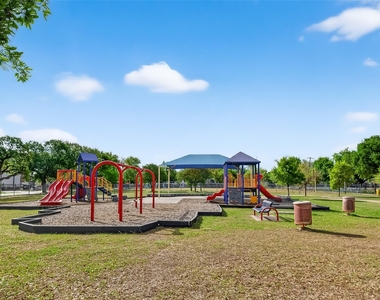 2316 Freeman Street - Photo Thumbnail 24