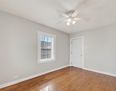 2316 Freeman Street - Photo Thumbnail 6