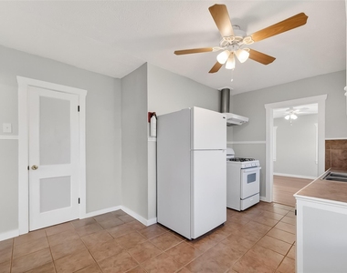 2316 Freeman Street - Photo Thumbnail 11