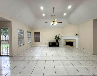 13607 Sable Lane - Photo Thumbnail 11