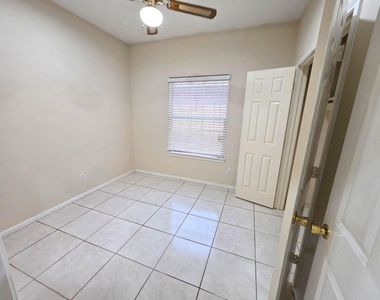 13607 Sable Lane - Photo Thumbnail 17