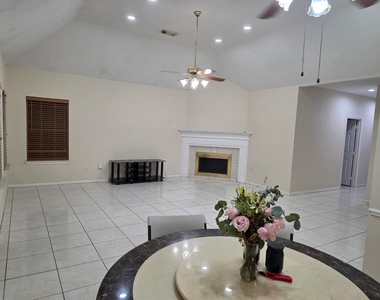 13607 Sable Lane - Photo Thumbnail 13