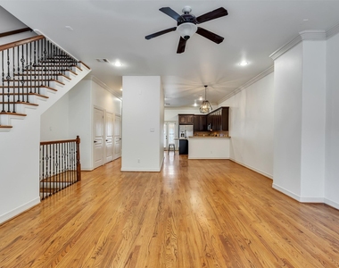 2540 Prospect Street - Photo Thumbnail 16